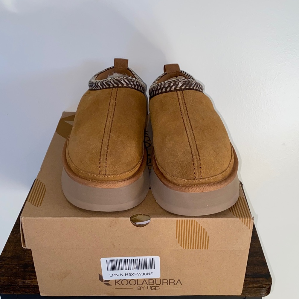 #K280-4 - NWB- Koolaburra by UGG Chestnut Platform Slipper- women’s 10 - Picture 14 of 15